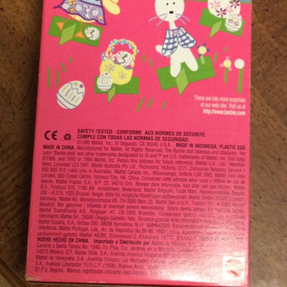 1998 Easter Surprise Barbie New in Box - Picture 6 of 7